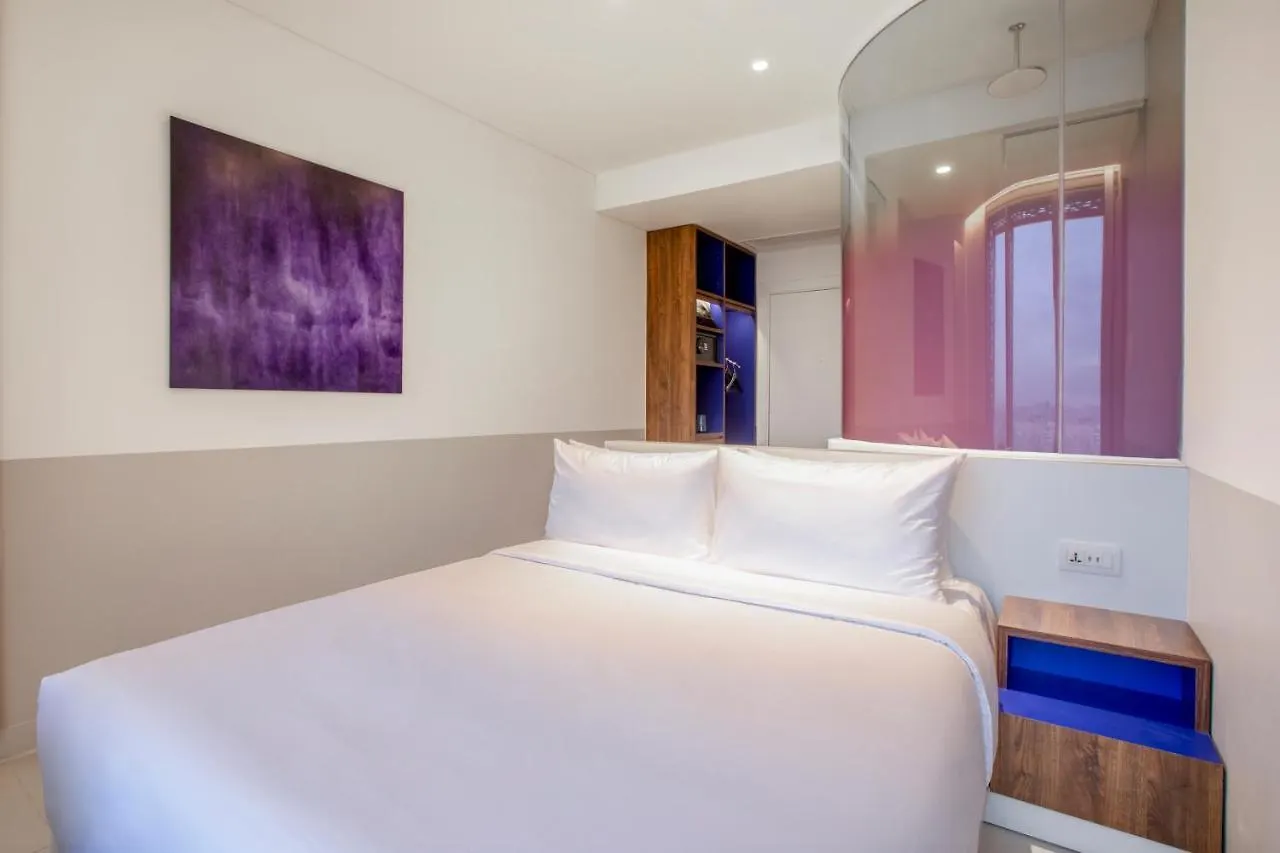 Wink Icon Hotel Danang Riverside - Luxury Suites - 24Hrs Stay & Rooftop Pool Bar 5*, 다낭